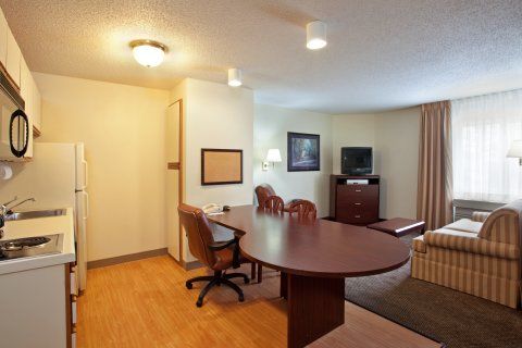 Hotel Sonesta Simply Chicago Libertyville