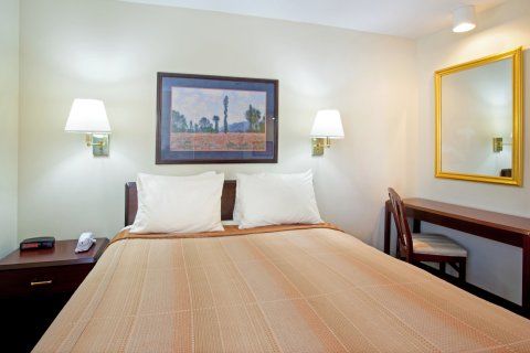 Sonesta Simply Chicago