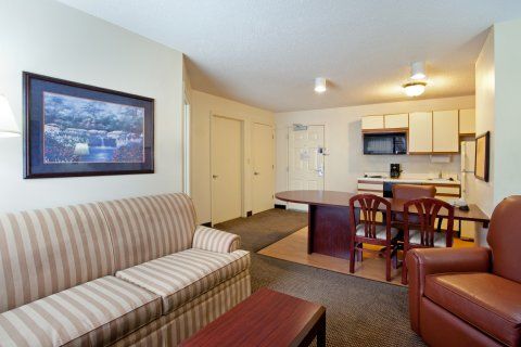 Hotel Sonesta Simply Chicago 2*