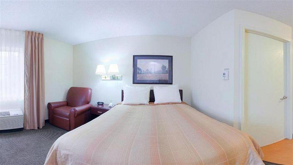 Hotel Sonesta Simply Chicago Libertyville